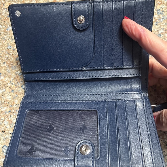 Kate Spade Joeley Glitter Medium Bifold Walllet - Picture 3 of 3